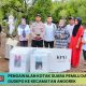 Pengawalan Kotak Suara Pemilu dari Pulau Dudepo ke Kecamatan Anggrek