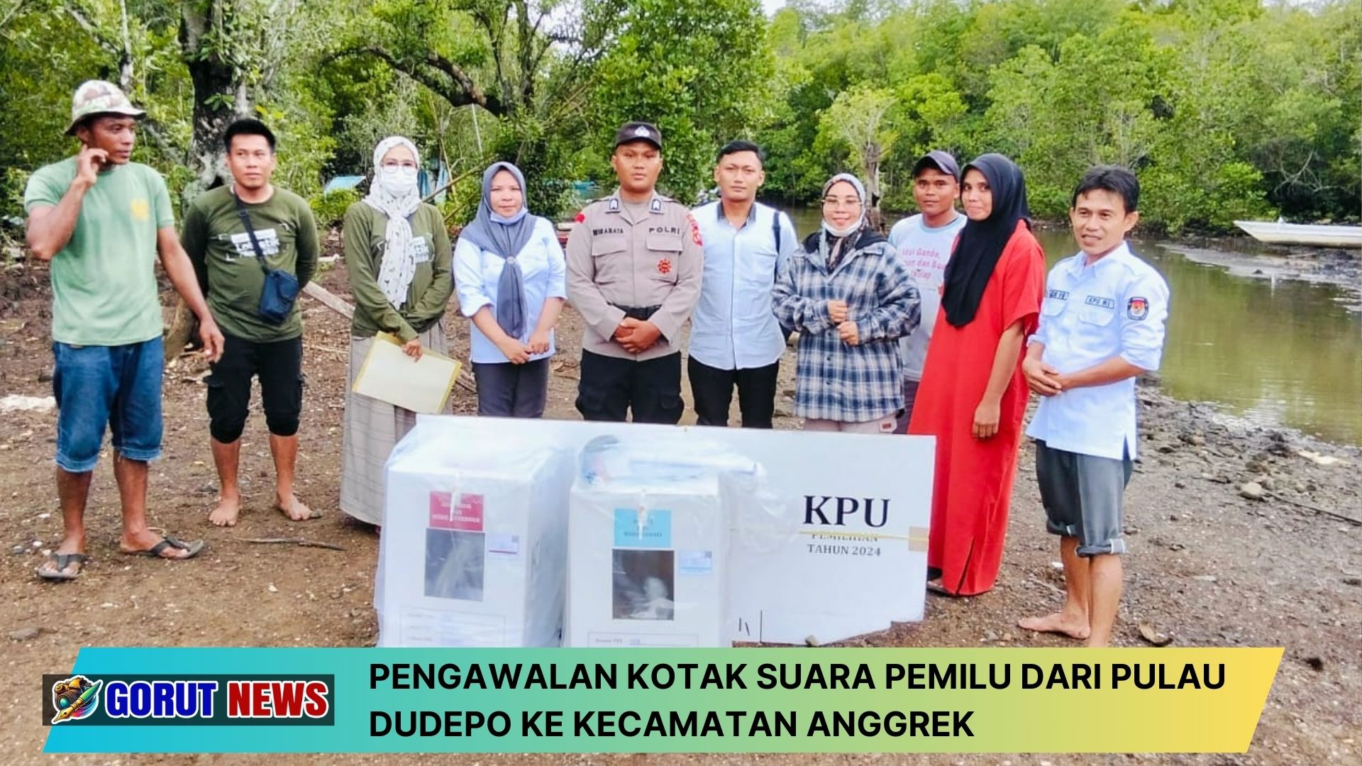 Pengawalan Kotak Suara Pemilu dari Pulau Dudepo ke Kecamatan Anggrek