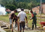 Babinsa Koramil 1314-03/Sumalata Laksanakan Karya Bakti Renovasi Masjid