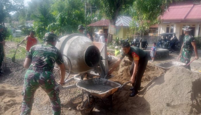 Sinergi Babinsa Koramil 01/Kwandang, TNI Yonif 713/ST, dan Warga dalam Karya Bakti di Desa Posso