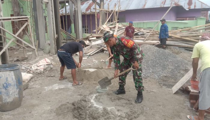 Karya Bakti Serka Darkon Di Masjid Almuahidin Desa Hulawa