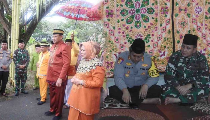 Dandim 1314/Gorut: Kehadiran di Adat “Moloopu” Wujud Sinergitas TNI dan Pemerintah Daerah