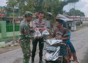 Sinergi Koramil dan Polsek Sumalata Bagikan Takjil di Sumalata