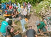 Sinergi Koramil-Polsek Sumalata dan Warga Tangani Tanah Longsor di Desa Kasia