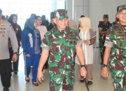 Pangdam XIII/Merdeka Disambut Danrem 133/NW di Bandara Djalaluddin Gorontalo