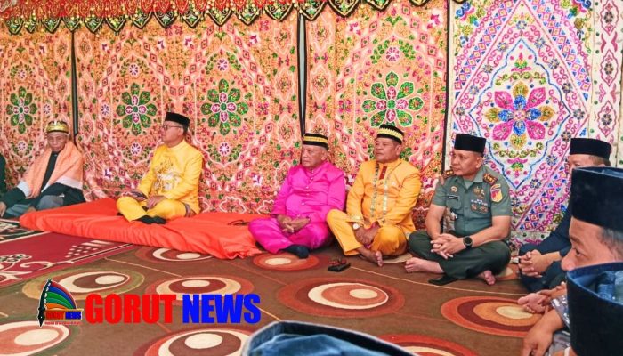 Dandim 1314/Gorut Hadiri Prosesi Molo’opu Bupati Gorontalo Utara