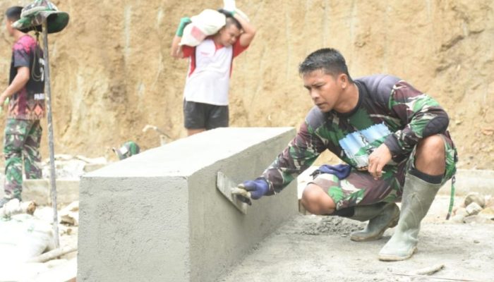Satgas TMMD Kodim 1304 Percepat Pembuatan Plat Duiker di Molotabu