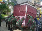 Yonif 713/Satya Tama Gelar Karya Bakti Bersihkan Jalan Padang Tapa