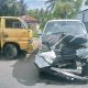 Gran Max Tabrak Truk Parkir di Depan Toko Bangunan, Diduga Sopir dalam Kondisi Mabuk