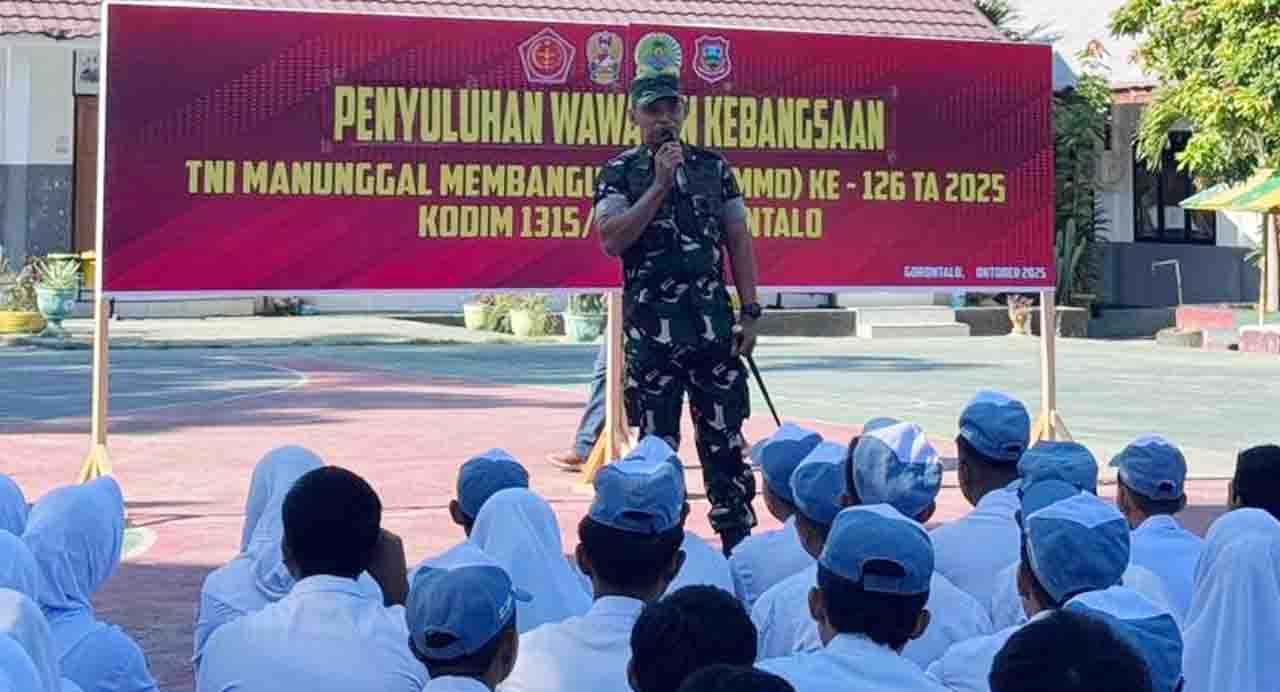 Tumbuhkan Cinta Tanah Air, Dandim 1315/KG Tanamkan Wawasan Kebangsaan di SMA 1 Telaga Biru