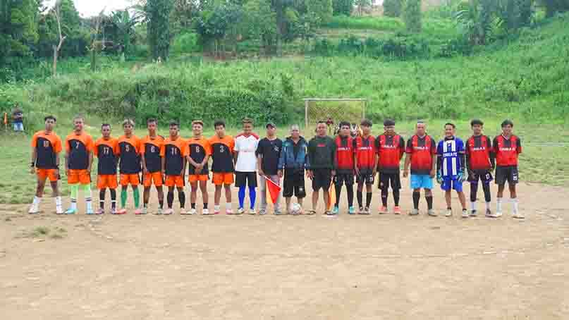 Dari Beton ke Bola! TMMD Ke-126 Kodim 1315/KG Bangun Semangat Kebersamaan Lewat Turnamen Sepak Bola