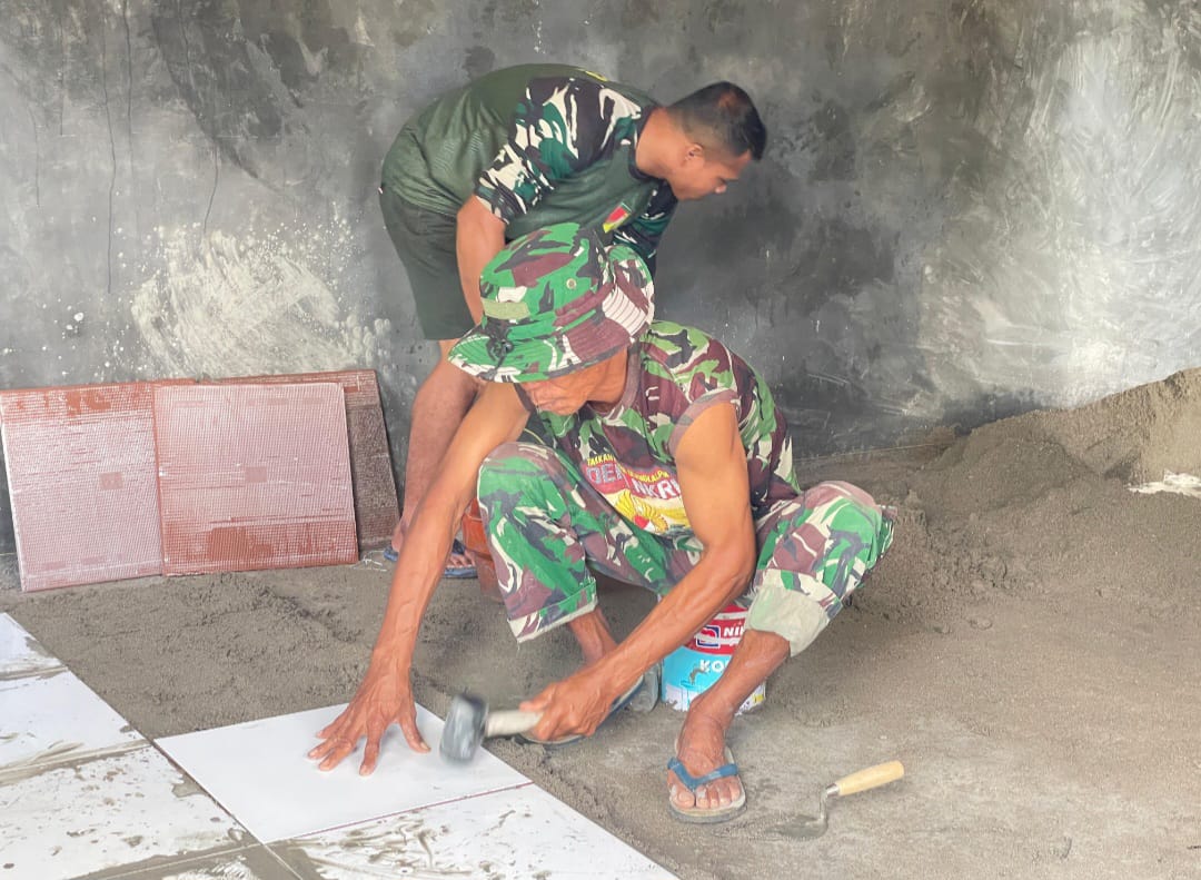 Dari Lantai Tanah ke Keramik, TMMD Kodim 1315/KG Bangkitkan Harapan Warga Desa Tonala