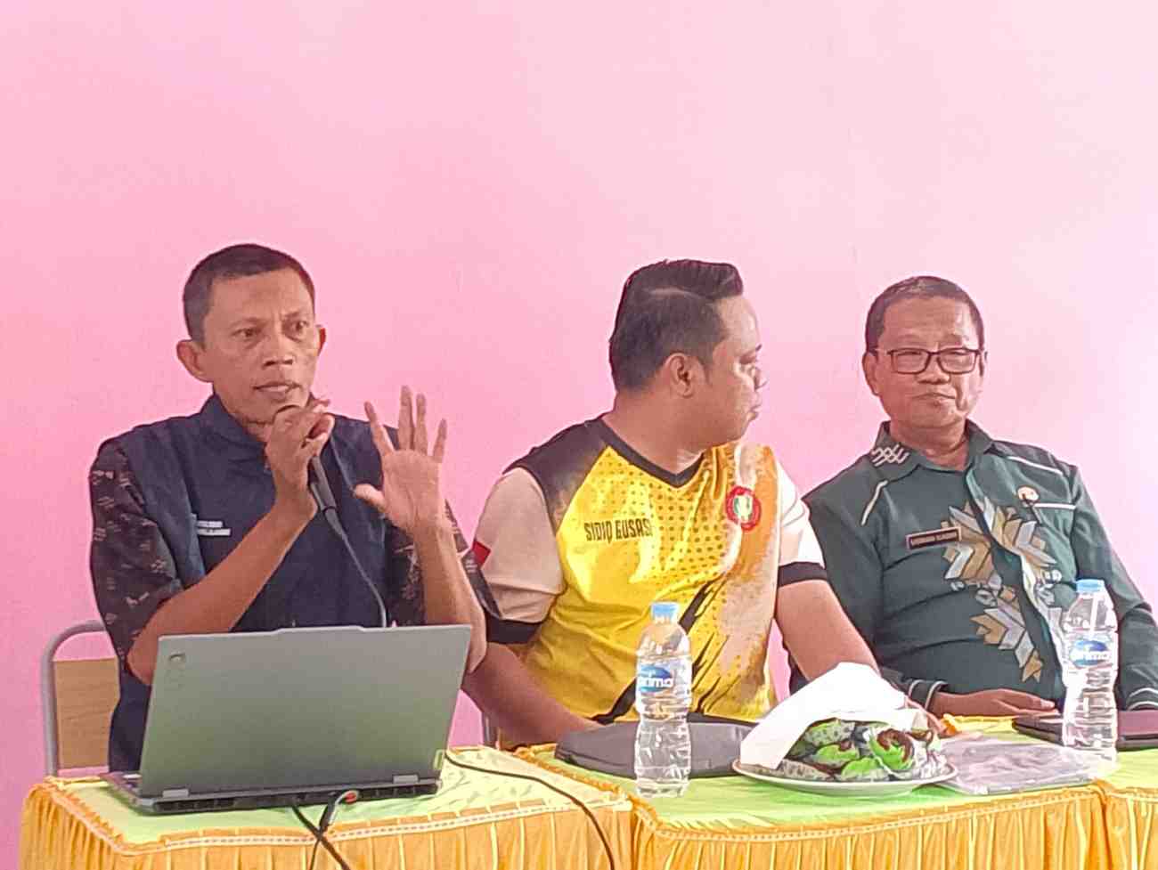 Evaluasi Persiapan Sumatif Ganjil dan Workshop IFP Warnai KKG Varigata Anggrek