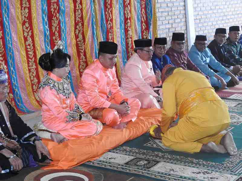 Pelepasan Adat Modepito Warnai Akhir Tugas Letkol Rayner Wajong Sebagai Dandim 1314/Gorut