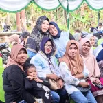 Alumni SMU Negeri 1 Tibawa Angkatan 2004 Gelar Reuni di Kediaman Ibu India