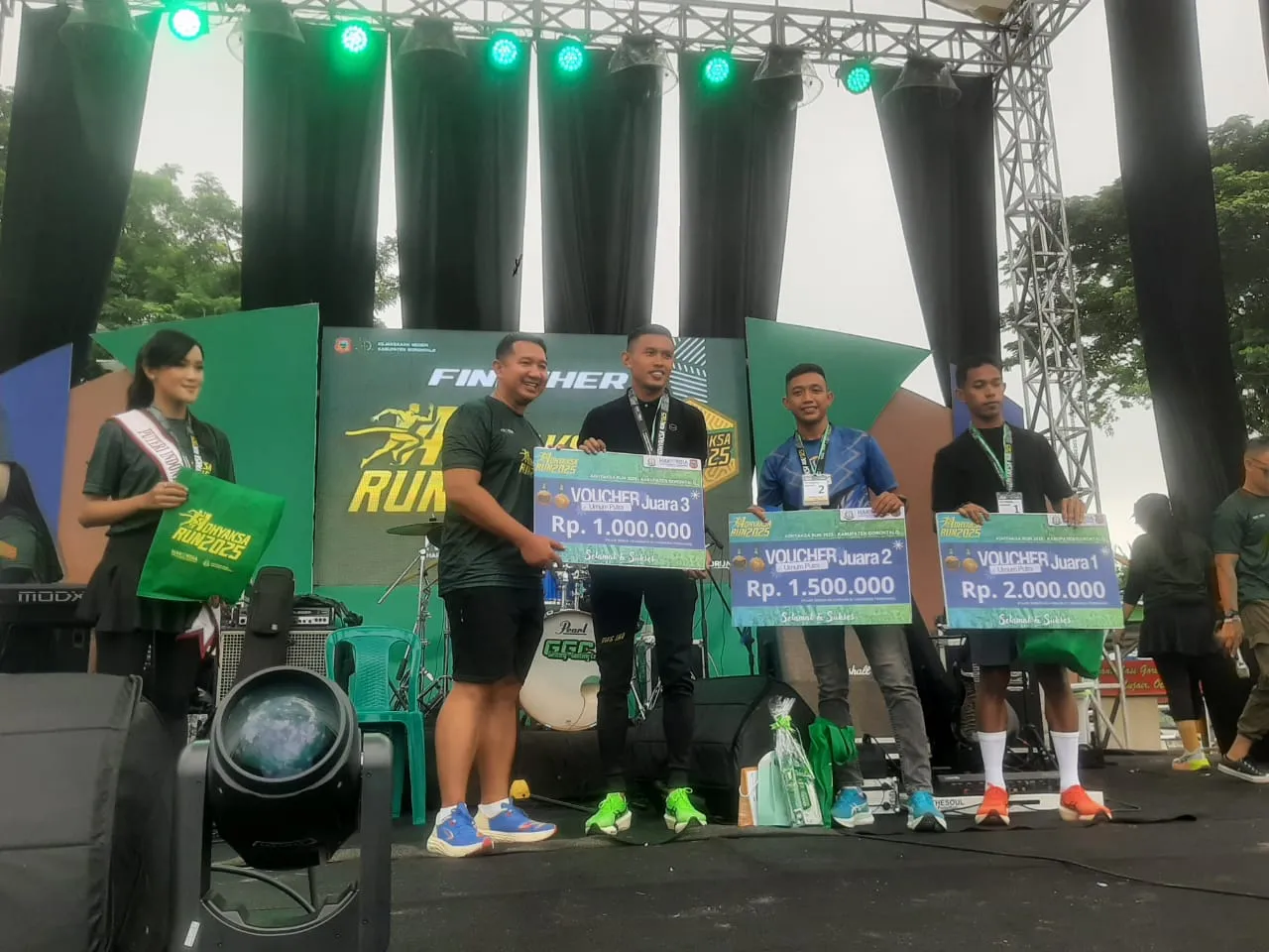 Prajurit Yonif 713/ST Raih Podium Adhiaksa Run Hakordia