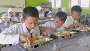 Rahasia Pintar dan Kuat: Makanan Bergizi untuk Anak Sekolah!