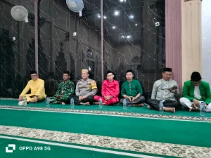Babinsa Atinggola Hadiri Peringatan Isra Mi’raj di Gentuma Raya