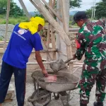 Dukung Program Pemerintah, Babinsa Kwandang Awasi Pembangunan Koperasi Desa