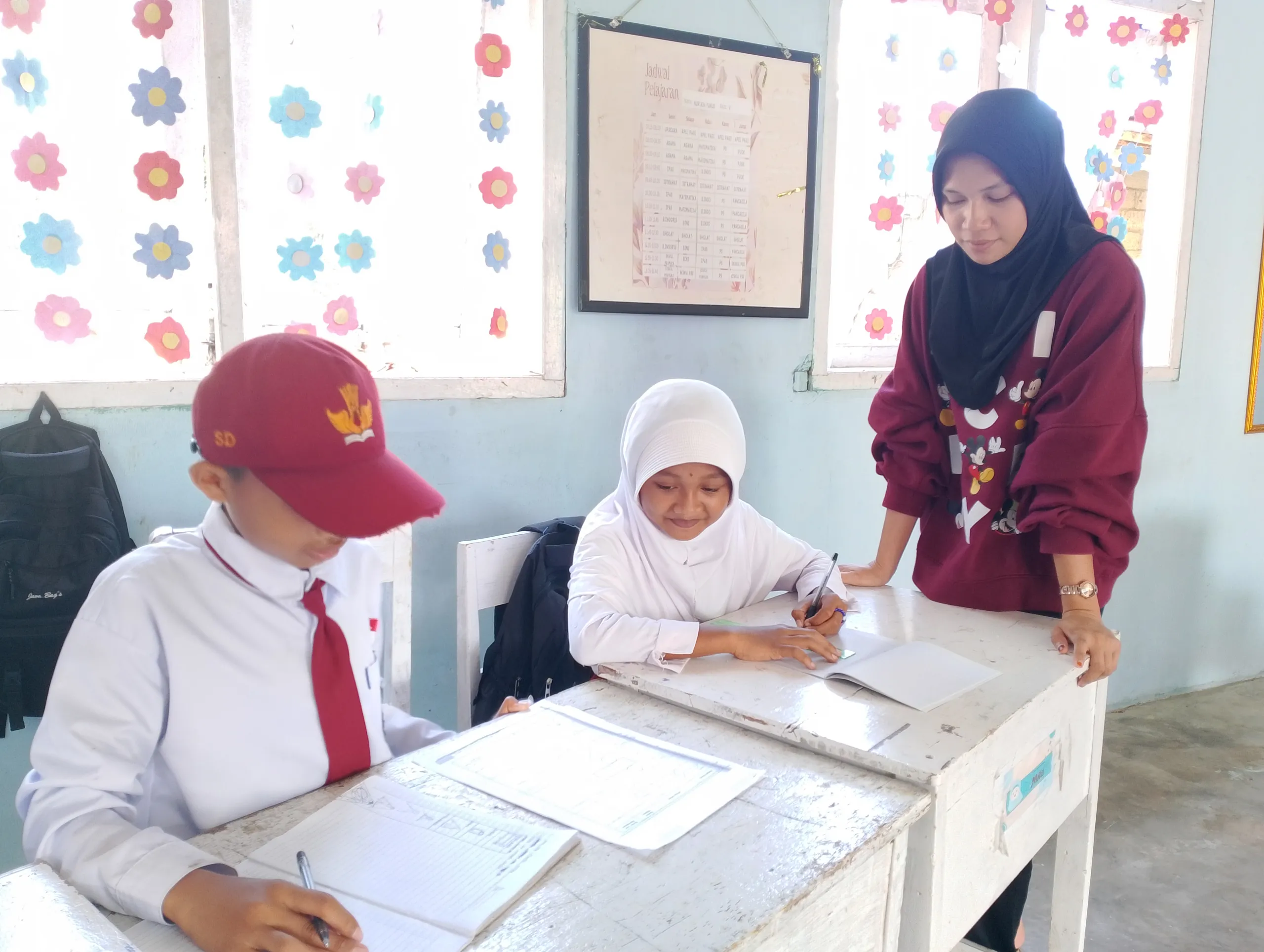 Nirmawati Aswadi, Jejak Bakti Di Tanah Kelahiran