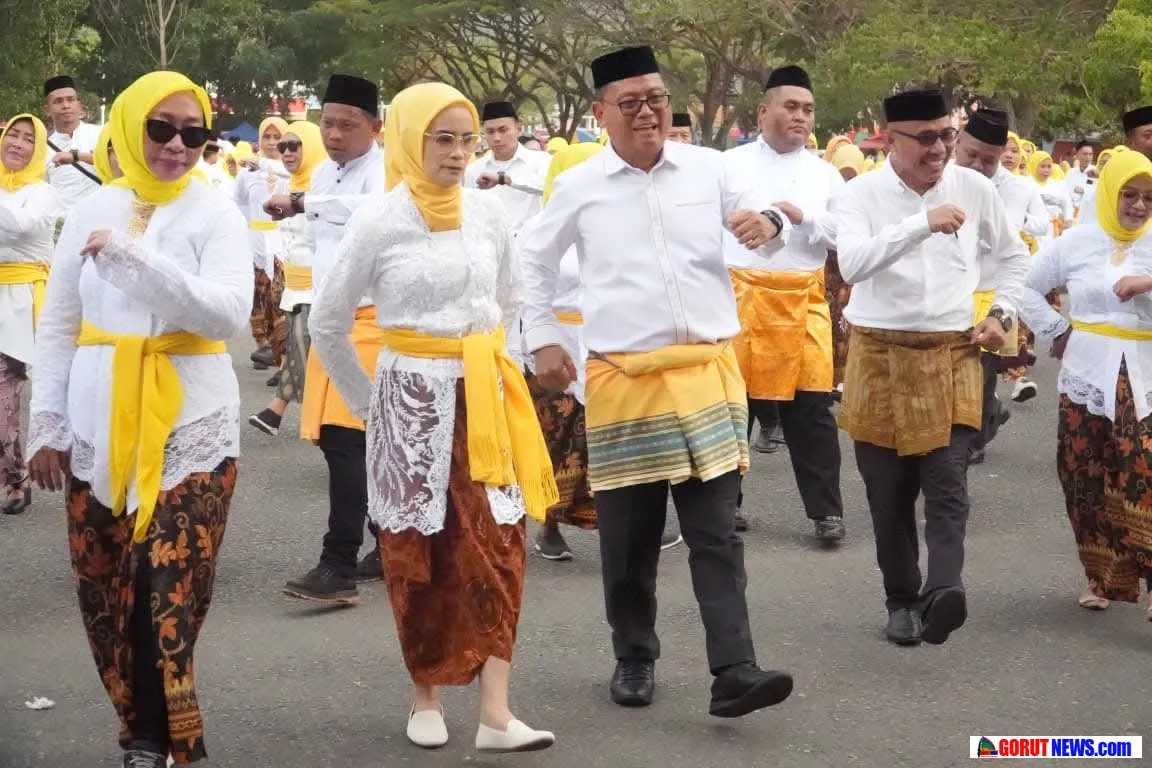 Perayaan HUT ke-19 Gorontalo Utara Meriah Melalui Sajian Tarian Dana-Dana Kolosal