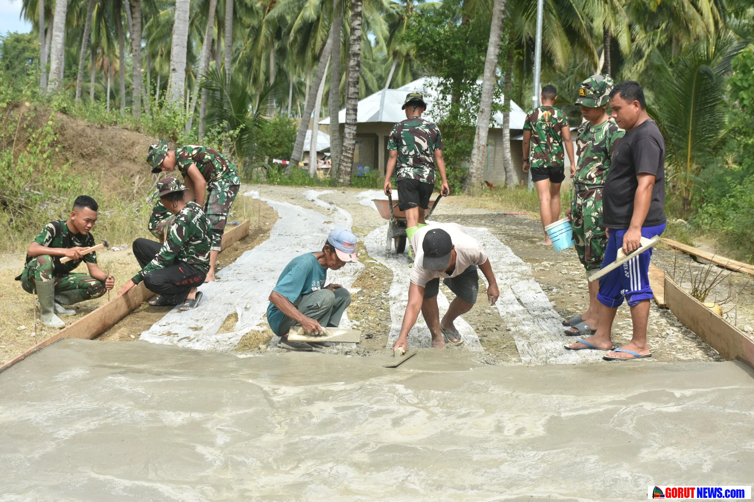 Jalan Rabat Beton TMMD 128: Solusi Mobilitas Aman Bagi Warga Boalemo di Musim Hujan