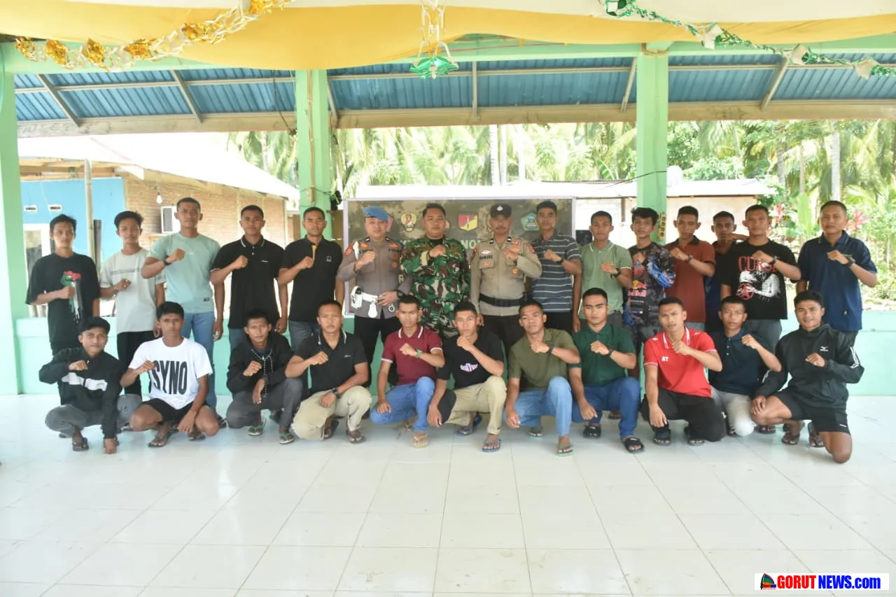 Satgas TMMD Ke-128 dan Polsek Botumoito Sosialisasi Bahaya Narkoba di Desa Hutamonu