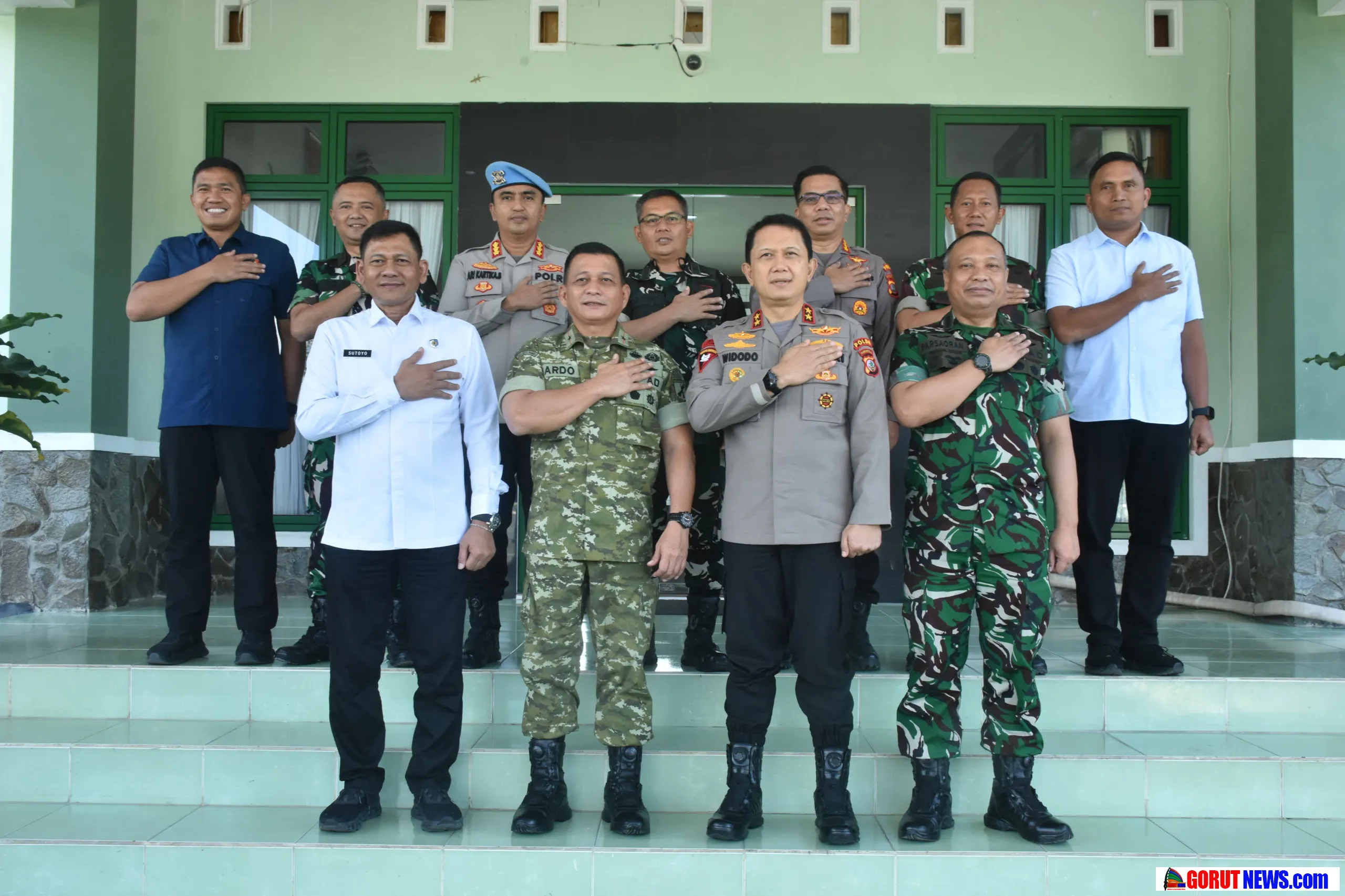 Perkuat Sinergitas TNI-Polri, Danrem 133/NW Terima Kunjungan Silaturahmi Kapolda Gorontalo