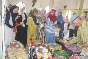 Orang Tua Siswa SDN 16 Anggrek Siapkan Tiga Tolangga Maulid