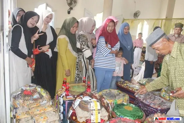 Orang Tua Siswa SDN 16 Anggrek Siapkan Tiga Tolangga Maulid