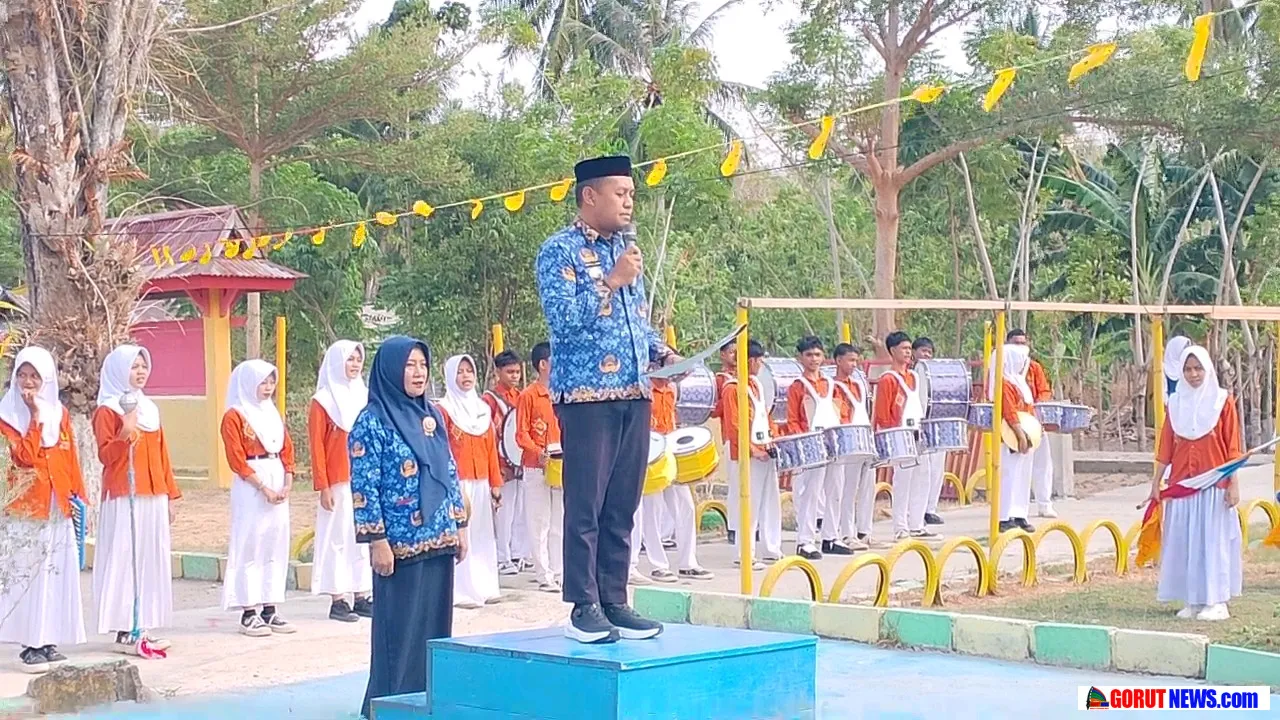 Camat Anggrek Tegaskan Disiplin ASN, Kesiapan Salat Istisqa, hingga Muscam PMI saat Apel Korpri